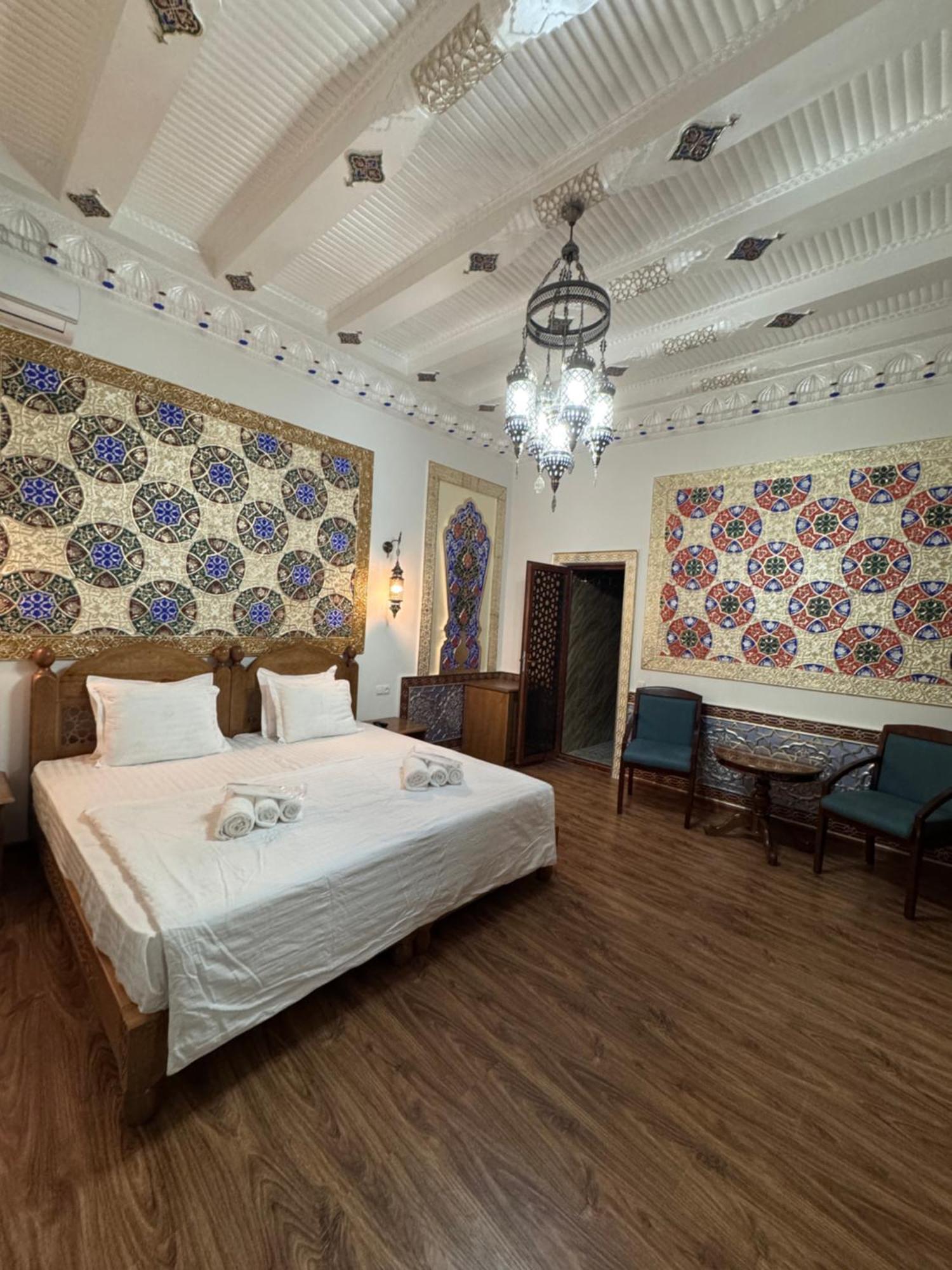 Guesthouse Muqaddam Buchara Zewnętrze zdjęcie