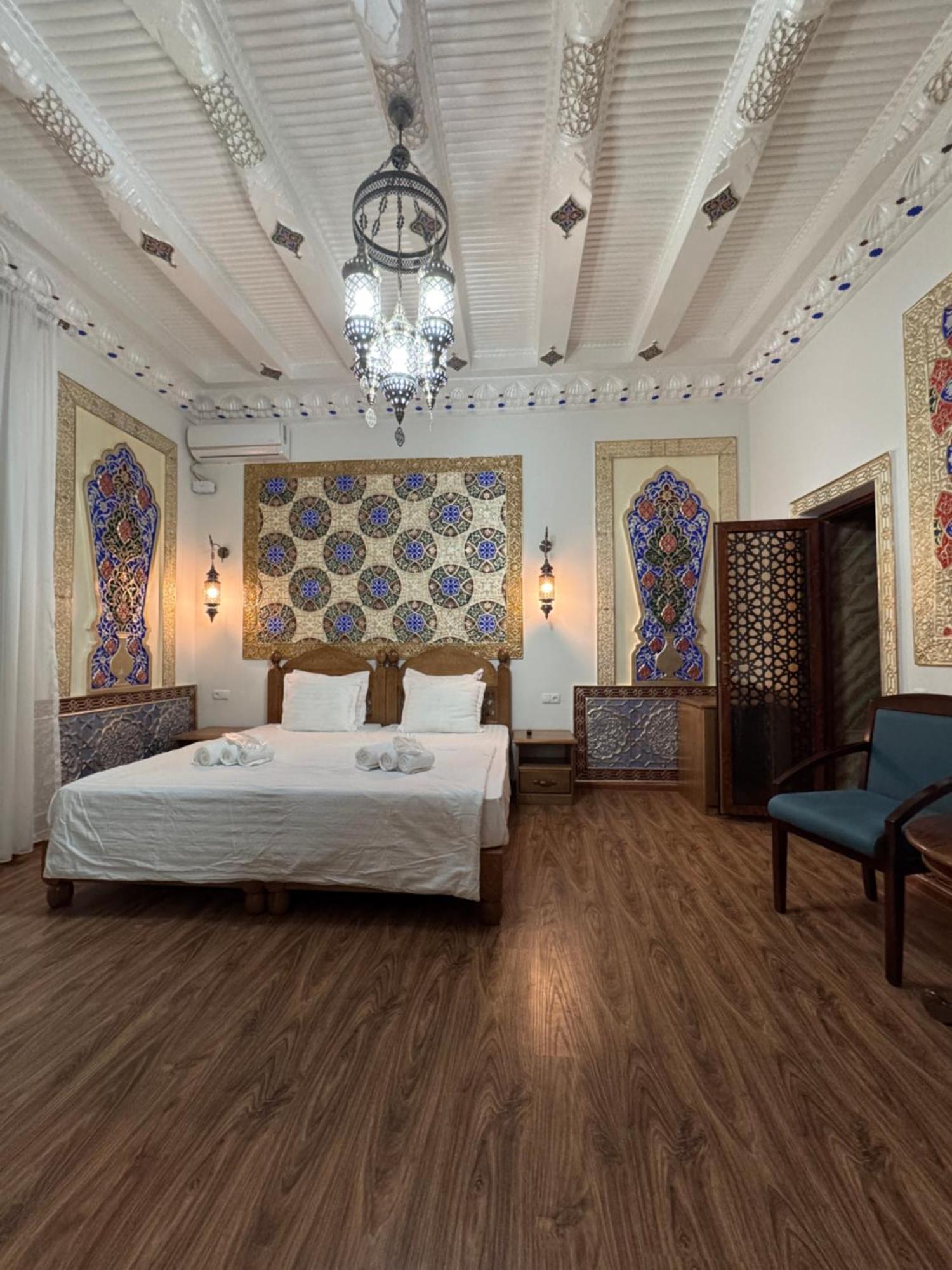 Guesthouse Muqaddam Buchara Zewnętrze zdjęcie